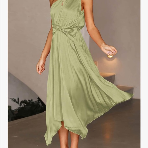 Chic One Shoulder Olive Dress - Picture 1 of 6